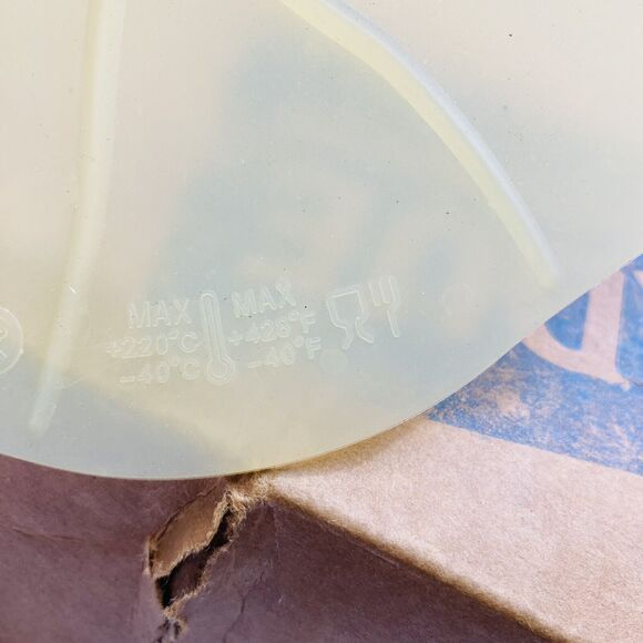 Charles Viancin Paris Silicone Handled Vintage Lily-Pad Design 10” Food Cover - Picture 8 of 9